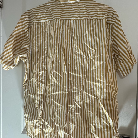 Uniqlo Colar Short Sleeve Shirt - Picture 3 of 4